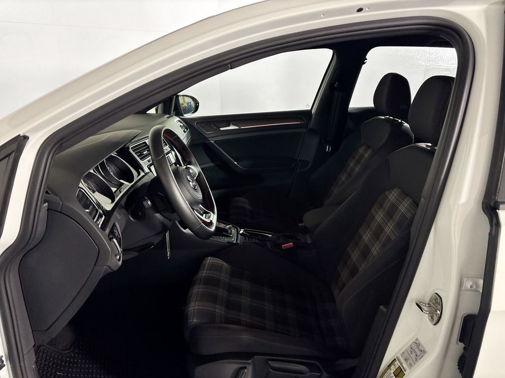 2021 Volkswagen Golf GTI 2.0T S