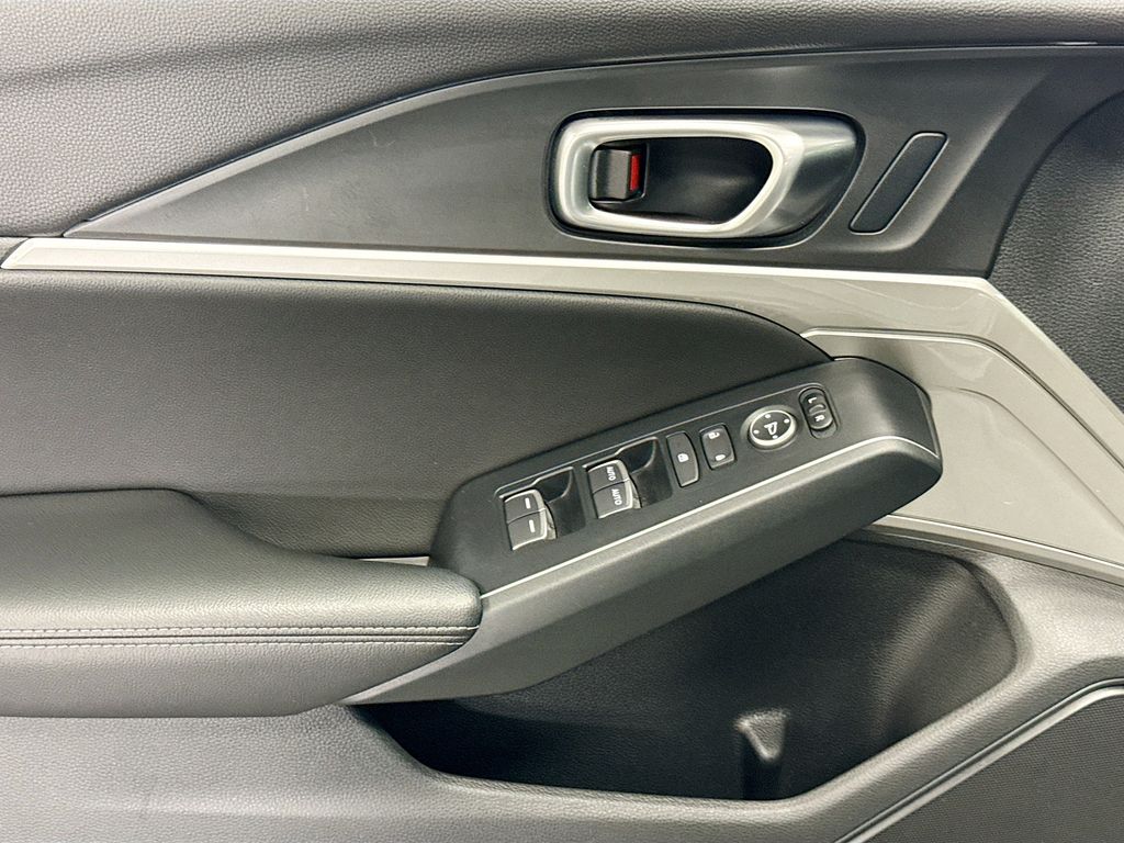 Thumbnail: 2023 Acura Integra - 21