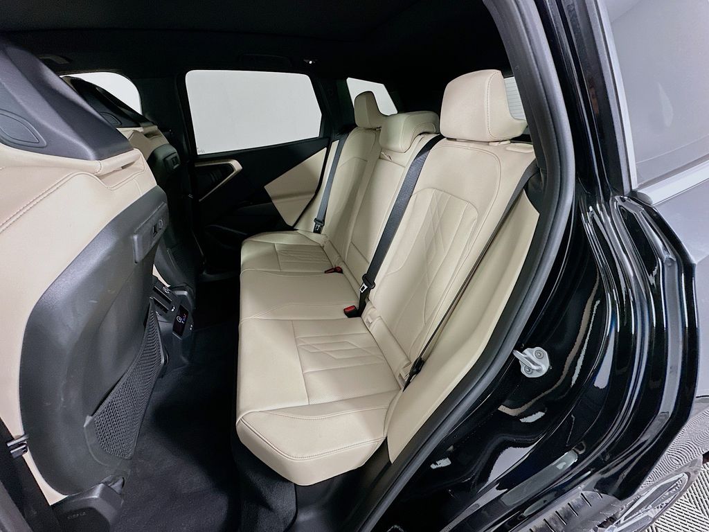 Thumbnail: 2025 BMW X3 - 23