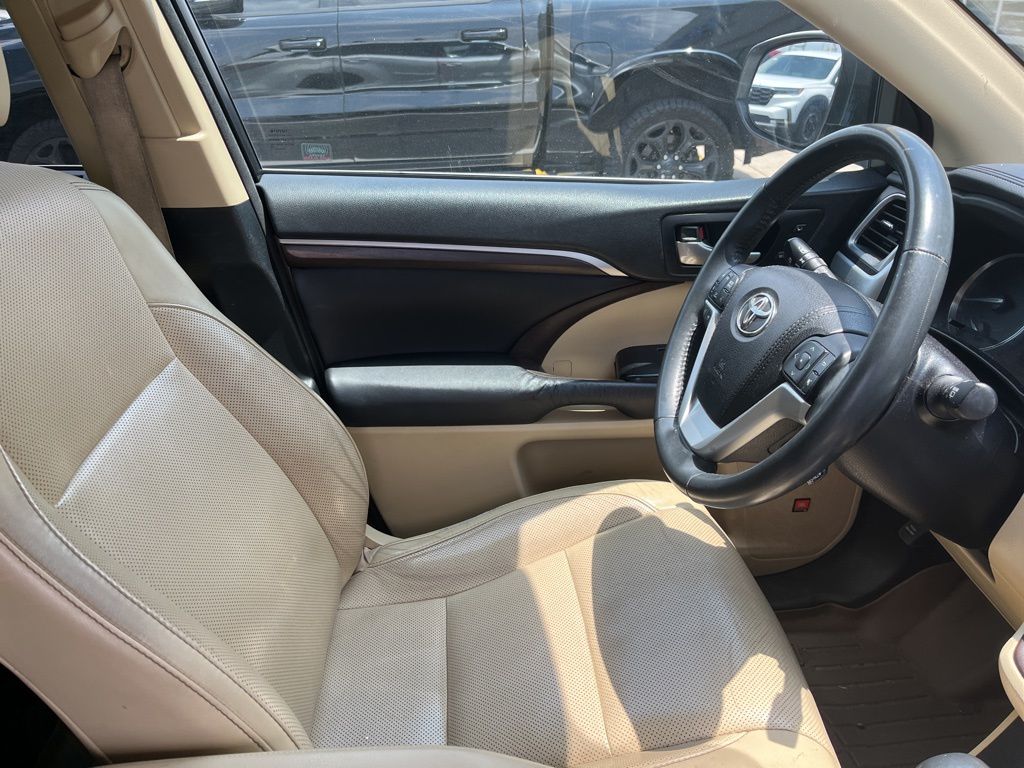 2015 Toyota Highlander Limited 4