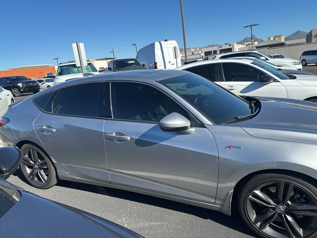 Thumbnail: 2023 Acura Integra - 4