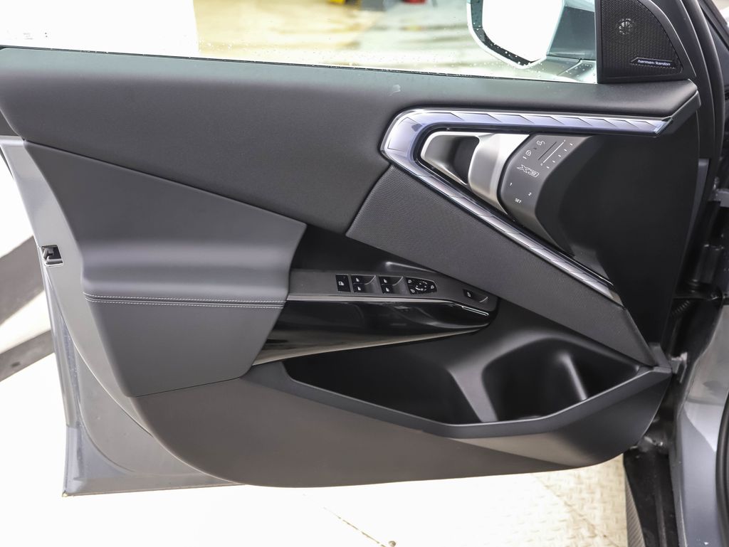 Thumbnail: 2026 BMW X3 - 9