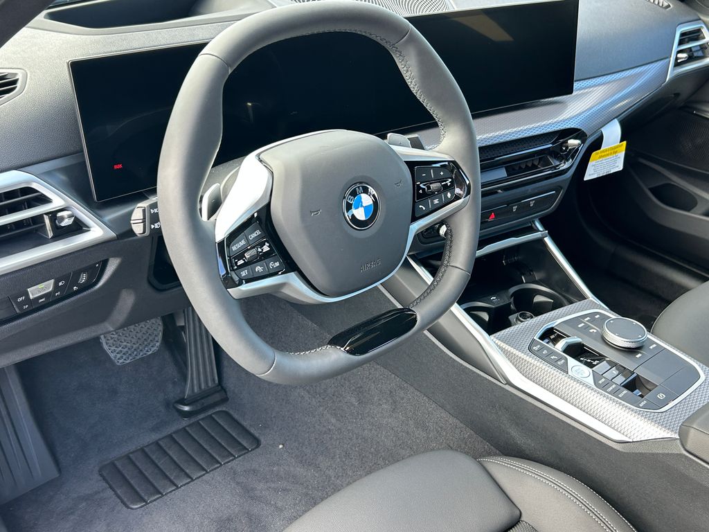 Thumbnail: 2026 BMW 3 Series - 13