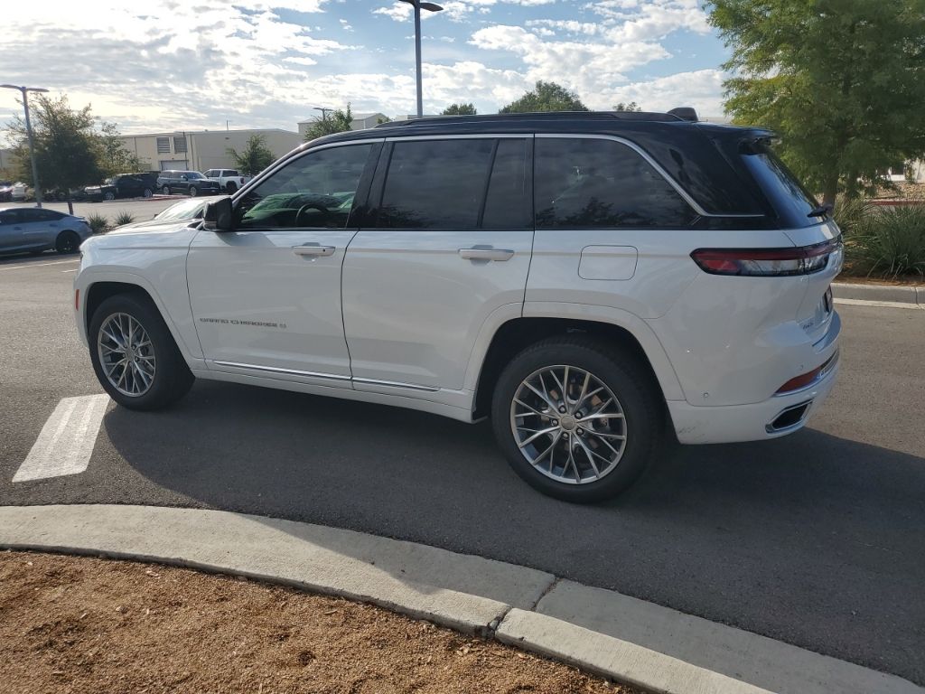 New Car 2025 Jeep Grand Cherokee  Summit For Sale Under $60,000 In Austin, Texas