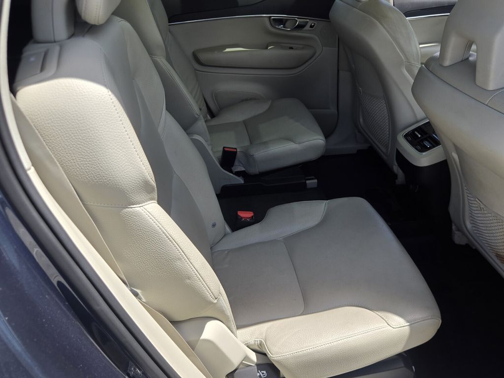 2020 Volvo XC90 - $20,859