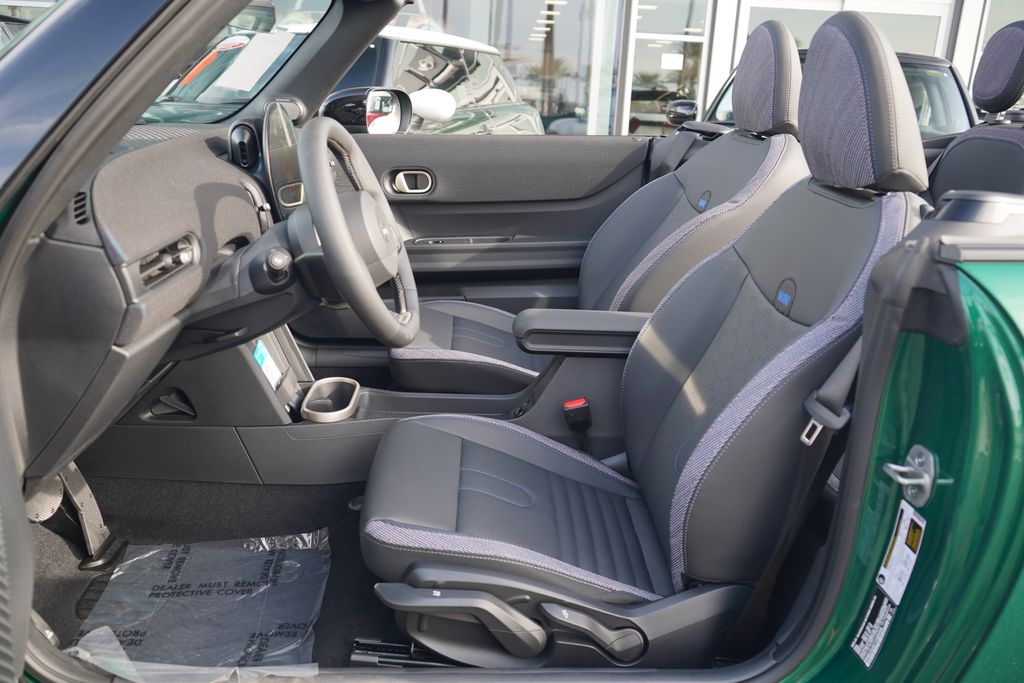 Thumbnail: 2026 MINI Cooper - 8