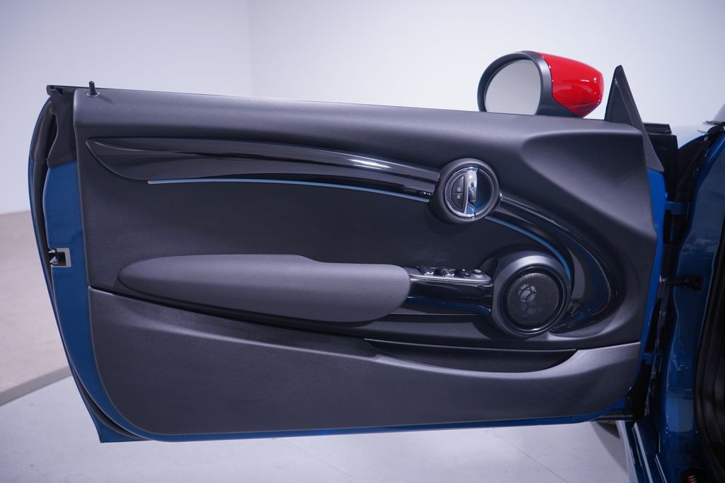 Thumbnail: 2023 MINI Cooper - 15