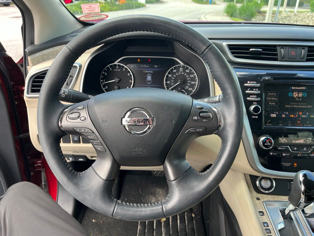 Used 2020 Cayenne Red Metallic Nissan SV image 20
