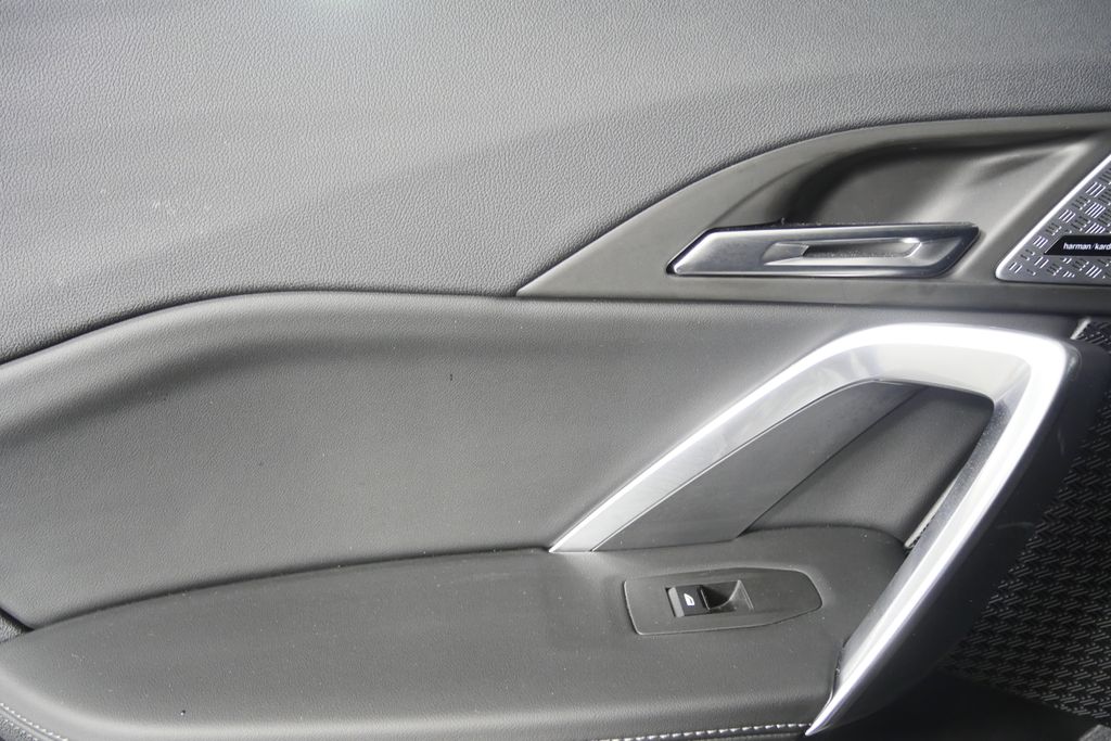 Thumbnail: 2025 BMW X1 - 14