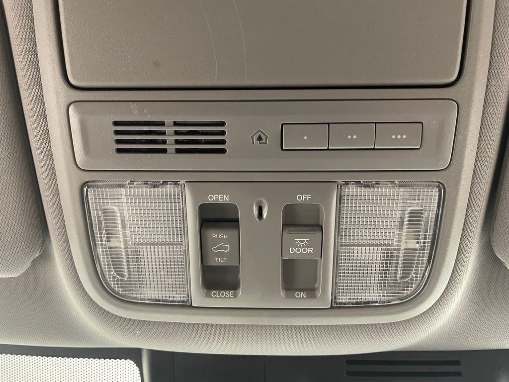 2020 Honda CR-V EX-L 31
