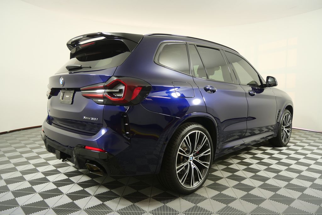 Thumbnail: 2023 BMW X3 - 3