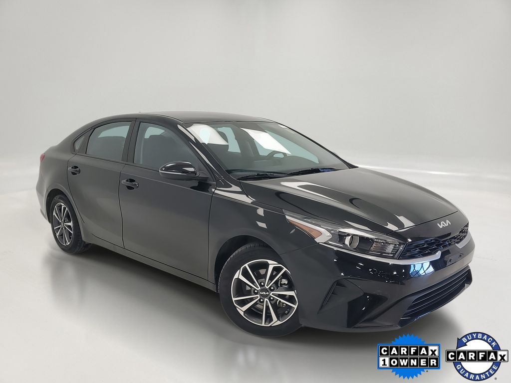 2024 Kia Forte LXS FWD