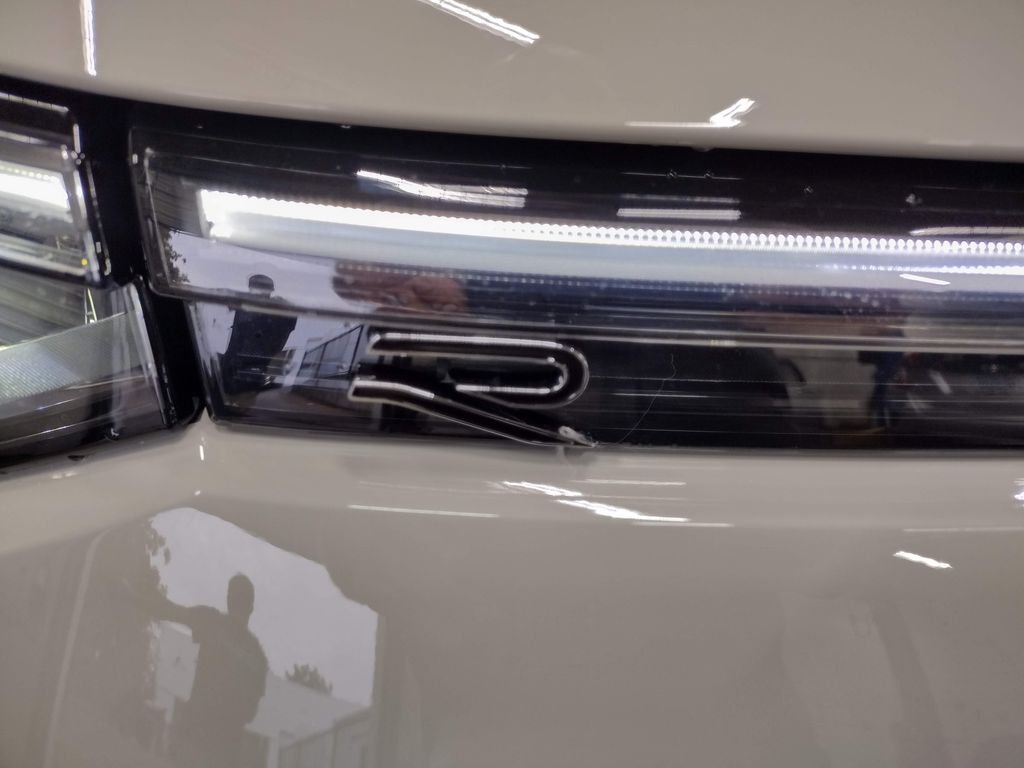 2025 Volkswagen Tiguan 2.0T SEL R-Line