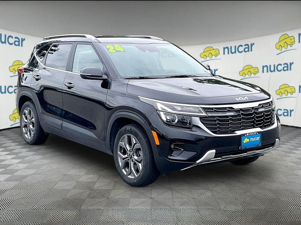 Black 2024 Kia Seltos SUV / Crossover All-Wheel Drive Continuously Variable Transmission