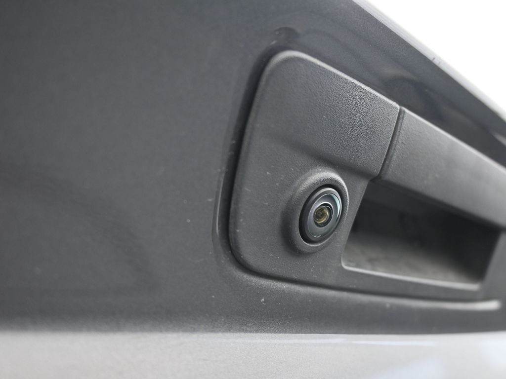 Used 2021 Granite Crystal Metallic Clearcoat Ram Tradesman image 31