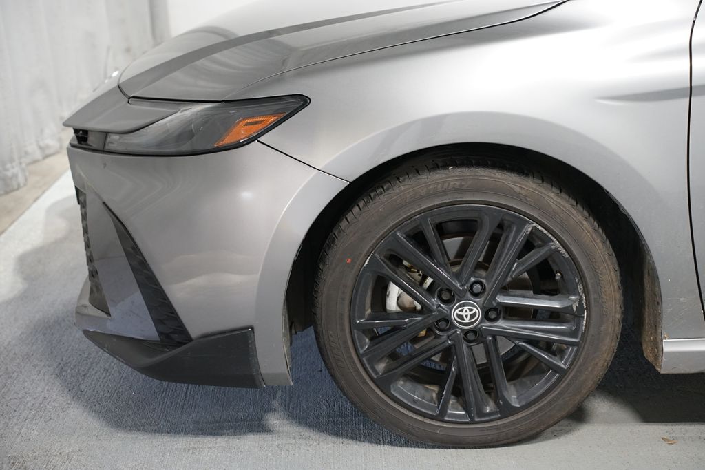 Thumbnail: 2025 Toyota Camry - 5