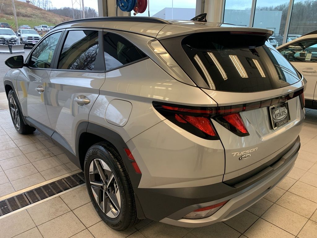 New 2026 Silver Hyundai SEL image 13