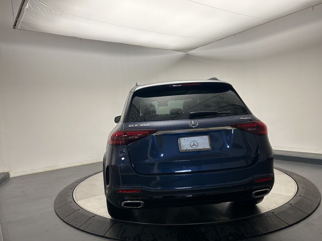 Thumbnail: 2026 Mercedes-Benz GLE - 6