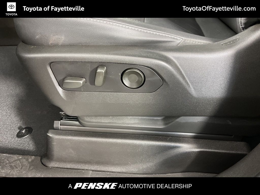 Thumbnail: 2021 Chevrolet Tahoe - 25