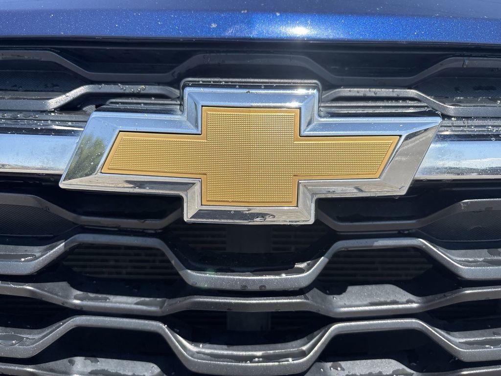 Used 2024 Chevrolet Trax SUV