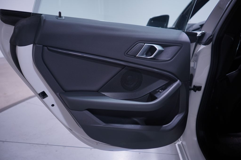 Thumbnail: 2022 BMW 2 Series - 15