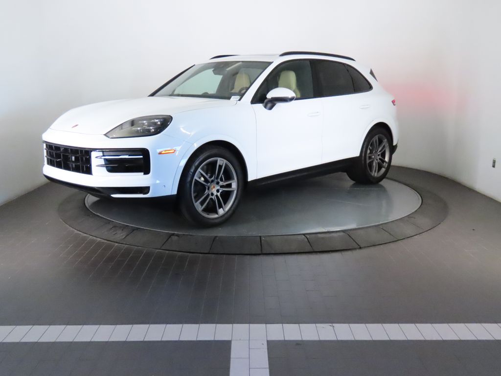 Thumbnail: 2025 Porsche Cayenne - 1