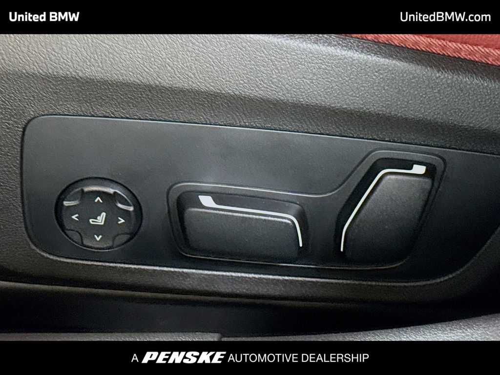 Thumbnail: 2026 BMW 3 Series - 4