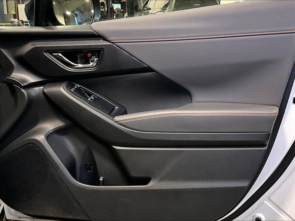 2024 Subaru Crosstrek — photo 12