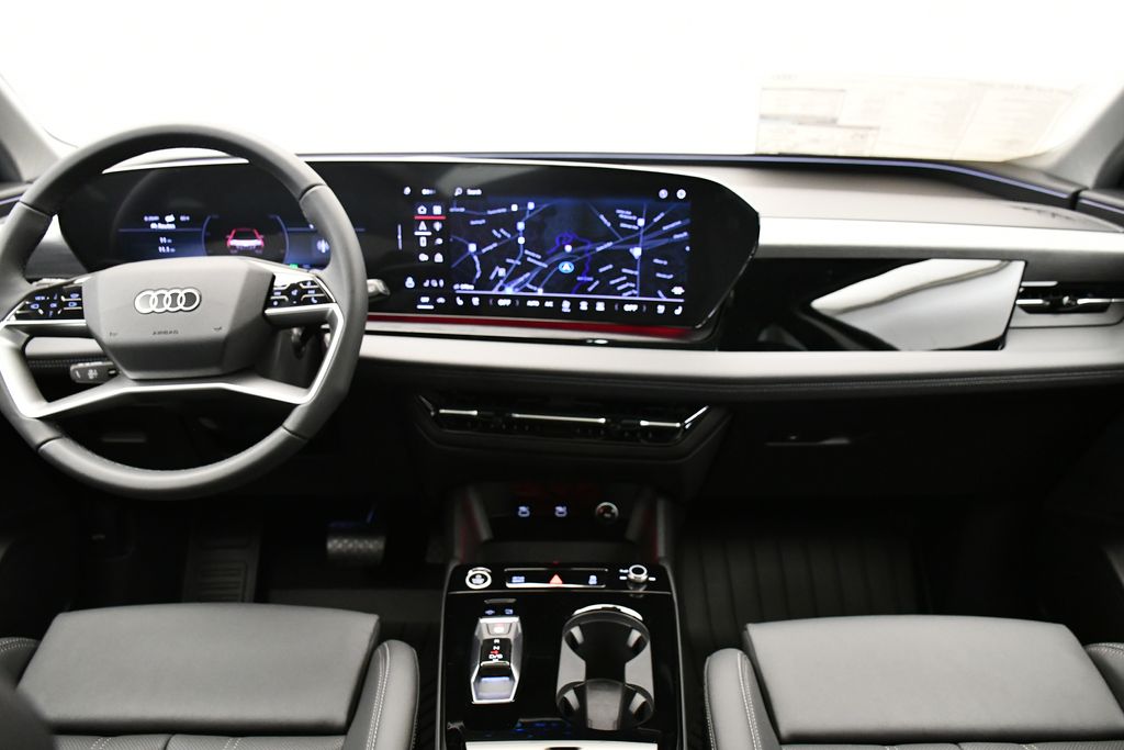 2025 Audi e-tron Premium 18