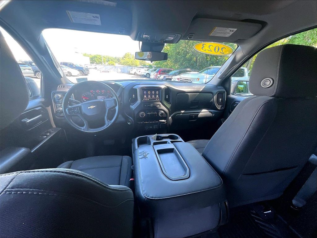 2023 Chevrolet Silverado 1500 — photo 20