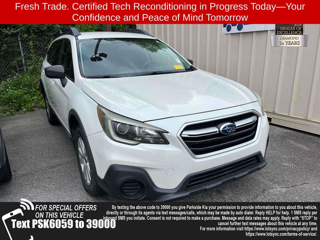 Crystal White Pearl 2018 Subaru Outback 2.5i AWD Wagon All-Wheel Drive Continuously Variable Transmission
