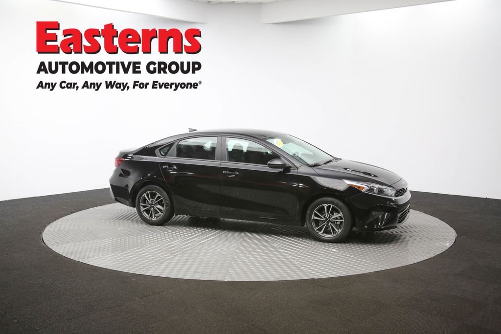 Used 2024 Black Kia LXS image 46