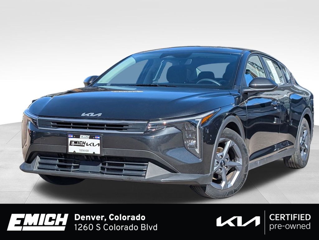 2025 Kia K4 LXS