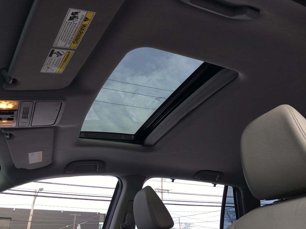 Thumbnail: 2022 Honda Pilot - 19