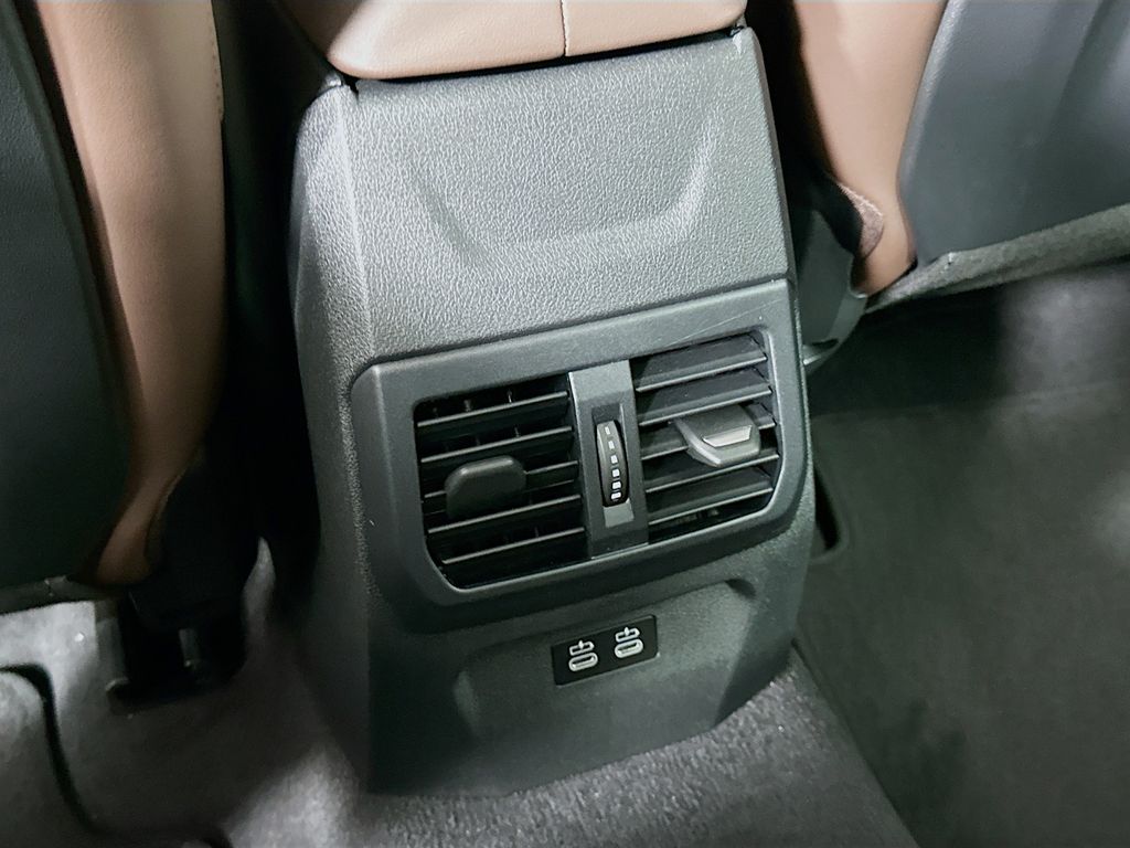 Thumbnail: 2026 BMW 2 Series - 18