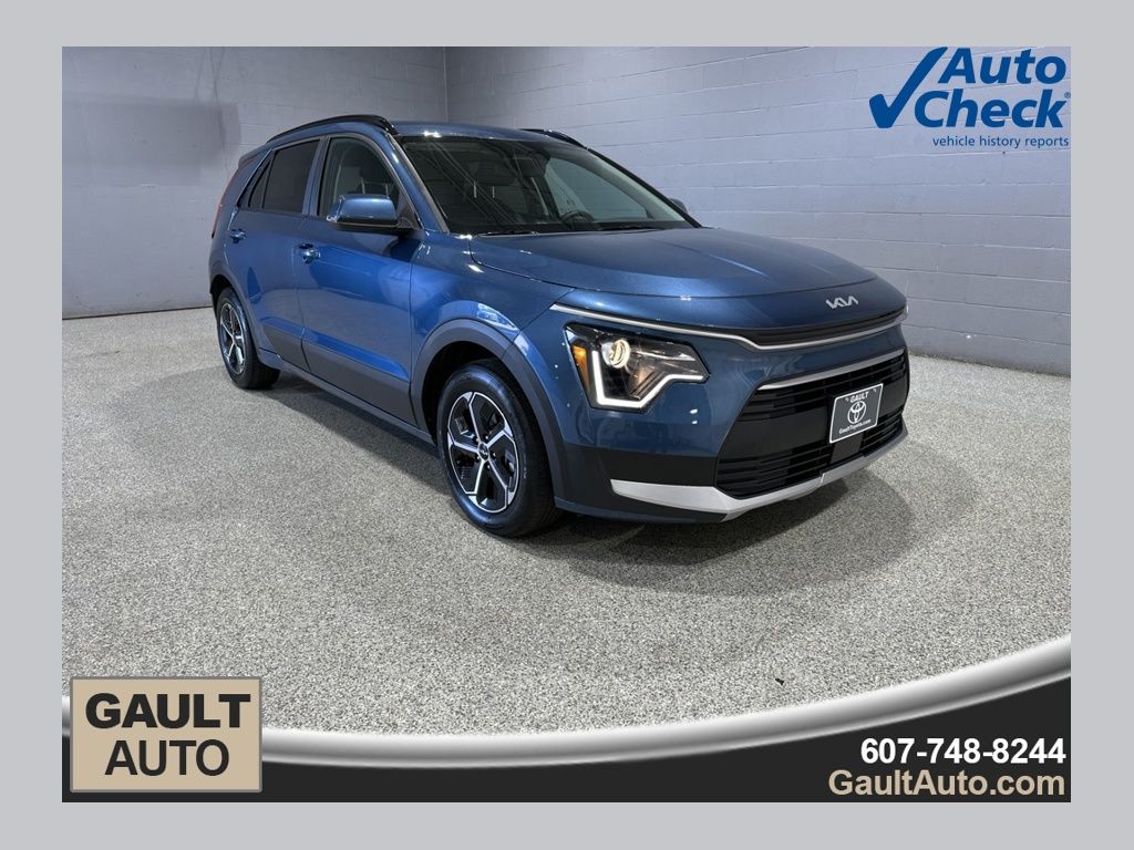 Mineral Blue 2024 Kia Niro SUV / Crossover Front-Wheel Drive 6-Speed Automatic