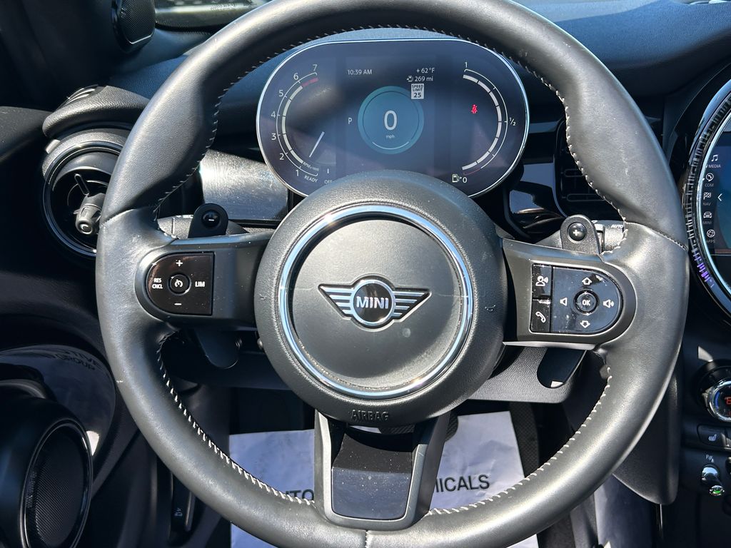 Thumbnail: 2023 MINI Cooper - 17