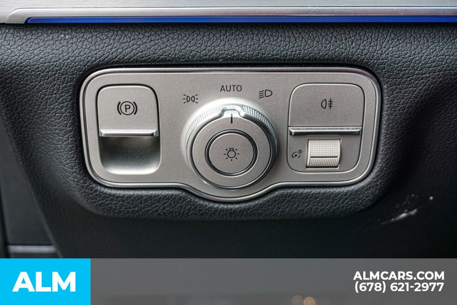 Used 2025 Black Mercedes-Benz GLE 350 image 47