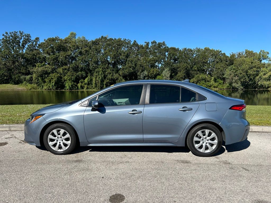 Thumbnail: 2022 Toyota Corolla - 2