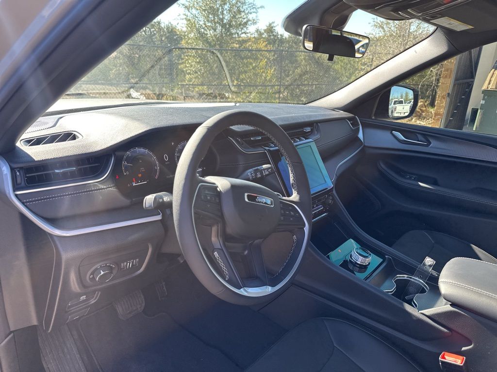 New Car 2025 Jeep Grand Cherokee  For Sale Under $50,000 In Austin, Texas