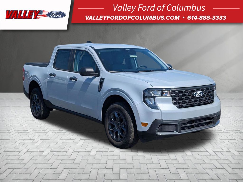 Space White Metallic 2026 Ford Maverick XLT SuperCrew AWD Pickup Truck All-Wheel Drive 8-Speed Automatic