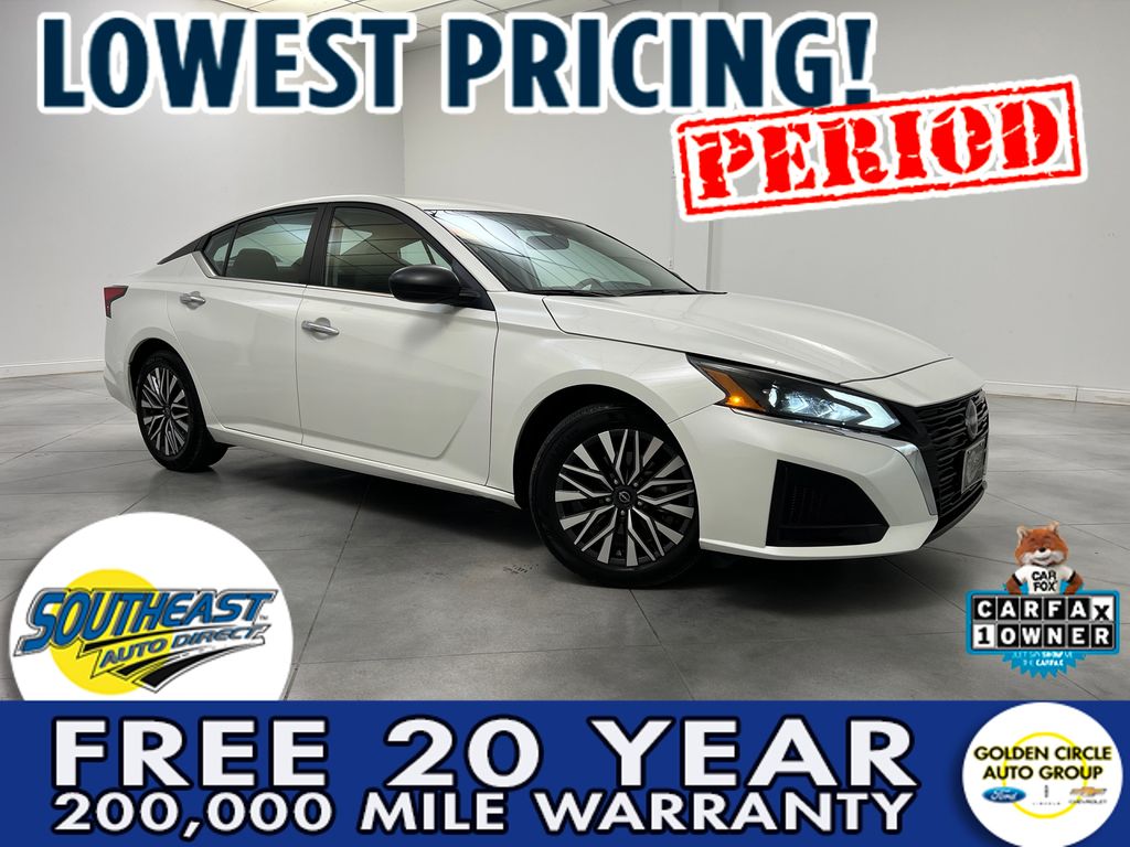 Pearl White Tricoat 2025 Nissan Altima Sedan Front-Wheel Drive Continuously Variable Transmission