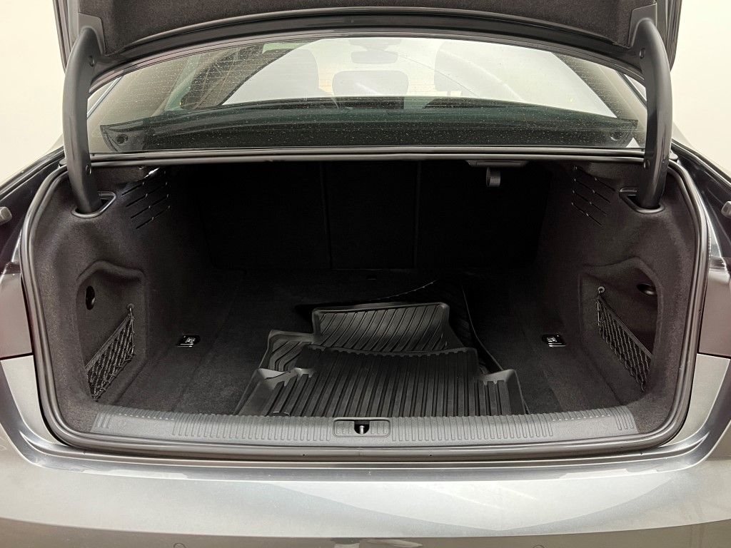 Thumbnail: 2021 Audi A4 - 10