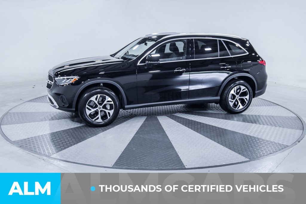 Used 2026 Black Mercedes-Benz GLC 350e image 4