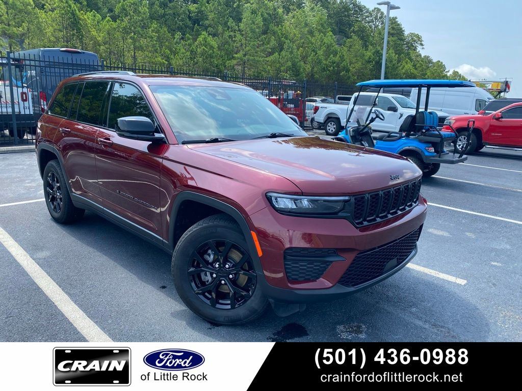 Velvet Red Pearlcoat 2025 Jeep Grand Cherokee SUV / Crossover Four-Wheel Drive 8-Speed Automatic