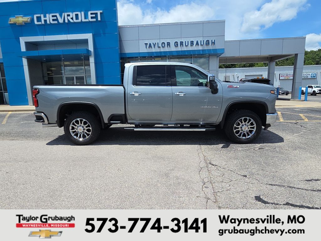 Sterling Gray Metallic 2026 Chevrolet Silverado 3500HD Pickup Truck Four-Wheel Drive Automatic