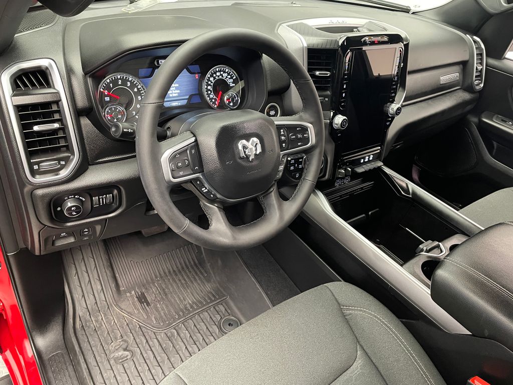 Thumbnail: 2025 RAM 1500 - 11