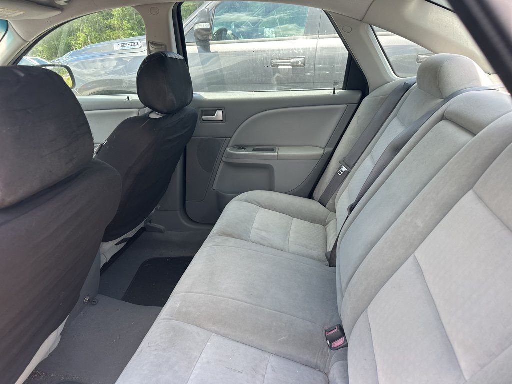 2006 Black Ford Five Hundred SEL FWD Sedan