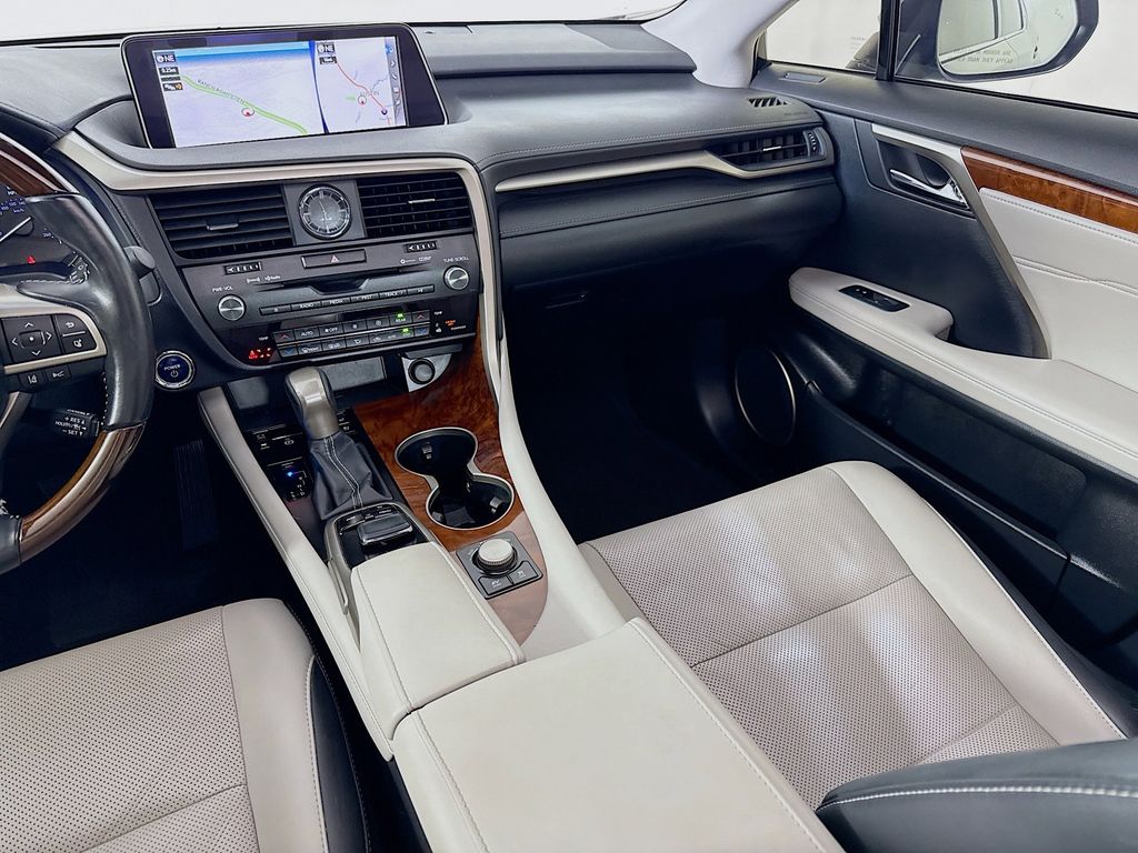 Thumbnail: 2018 Lexus RX - 24