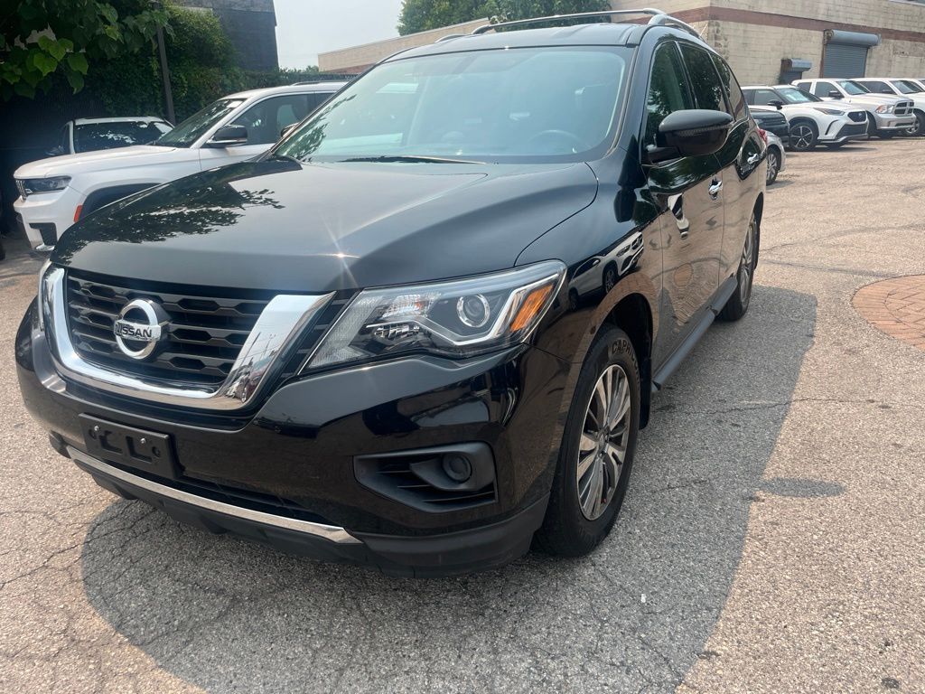 Gray (Magnetic Black Pearl) 2020 Nissan Pathfinder SUV / Crossover Four-Wheel Drive Continuously Variable Transmission